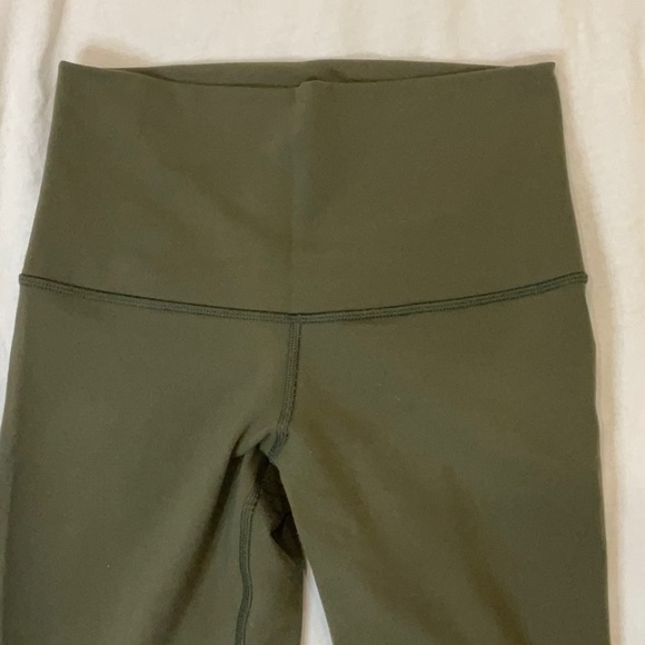Lululemon Athletica Leggings | Hunter Green | Tights | Size 4 | Roll down waist - Picture 2 of 7